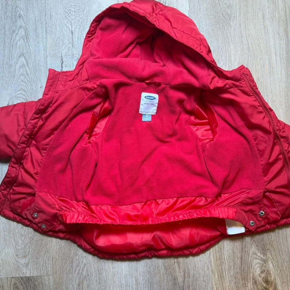 Old‎ Navy Toddler 2T Red Solid Frost-Free Hooded Puffer Jacket